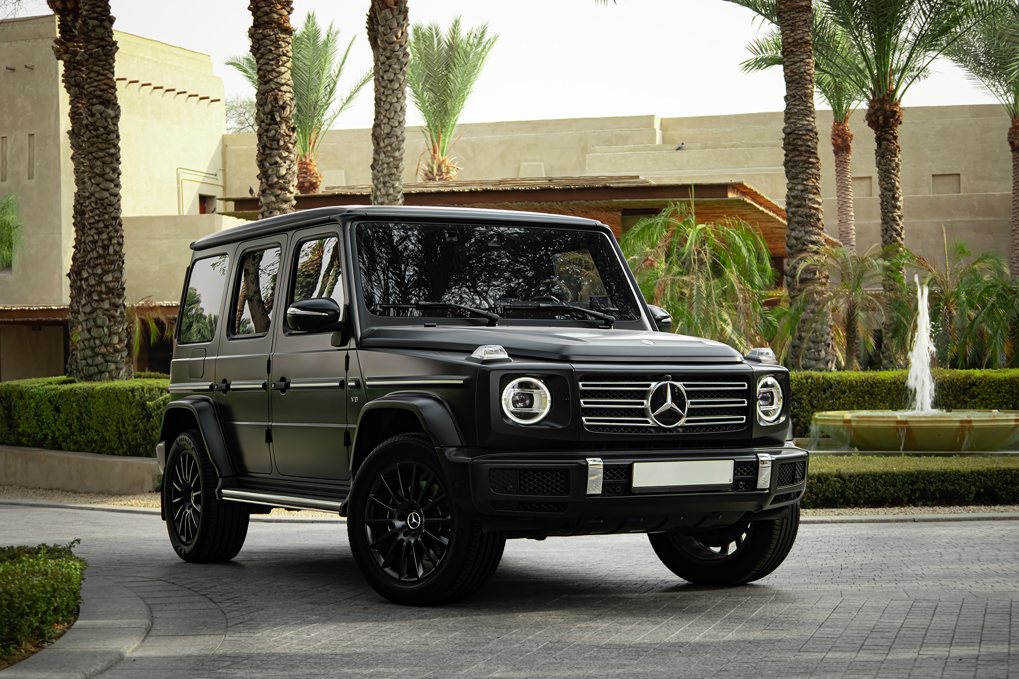 mercedes_benz_g550_matte_black_02